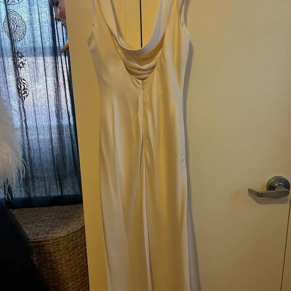REVOLVE Kylen Midi Dress - Michael Costello S - Picture 4 of 10